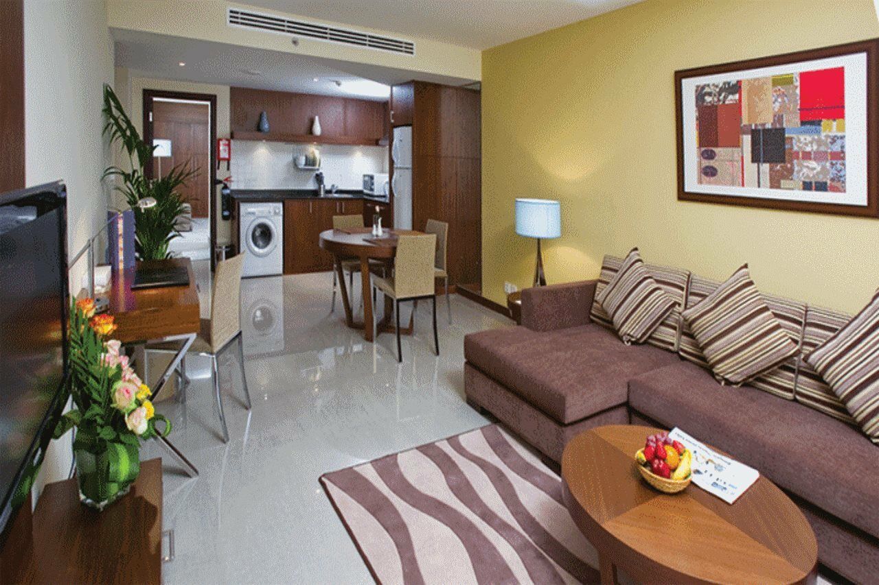 Phoenix Plaza Hotel Apartments Abu Dhabi Exterior foto
